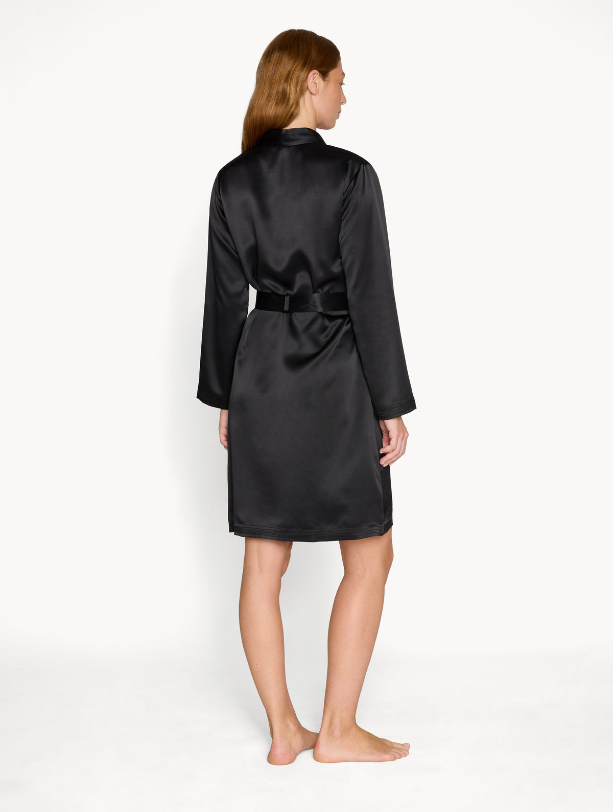 Short Robe The Essential Silk