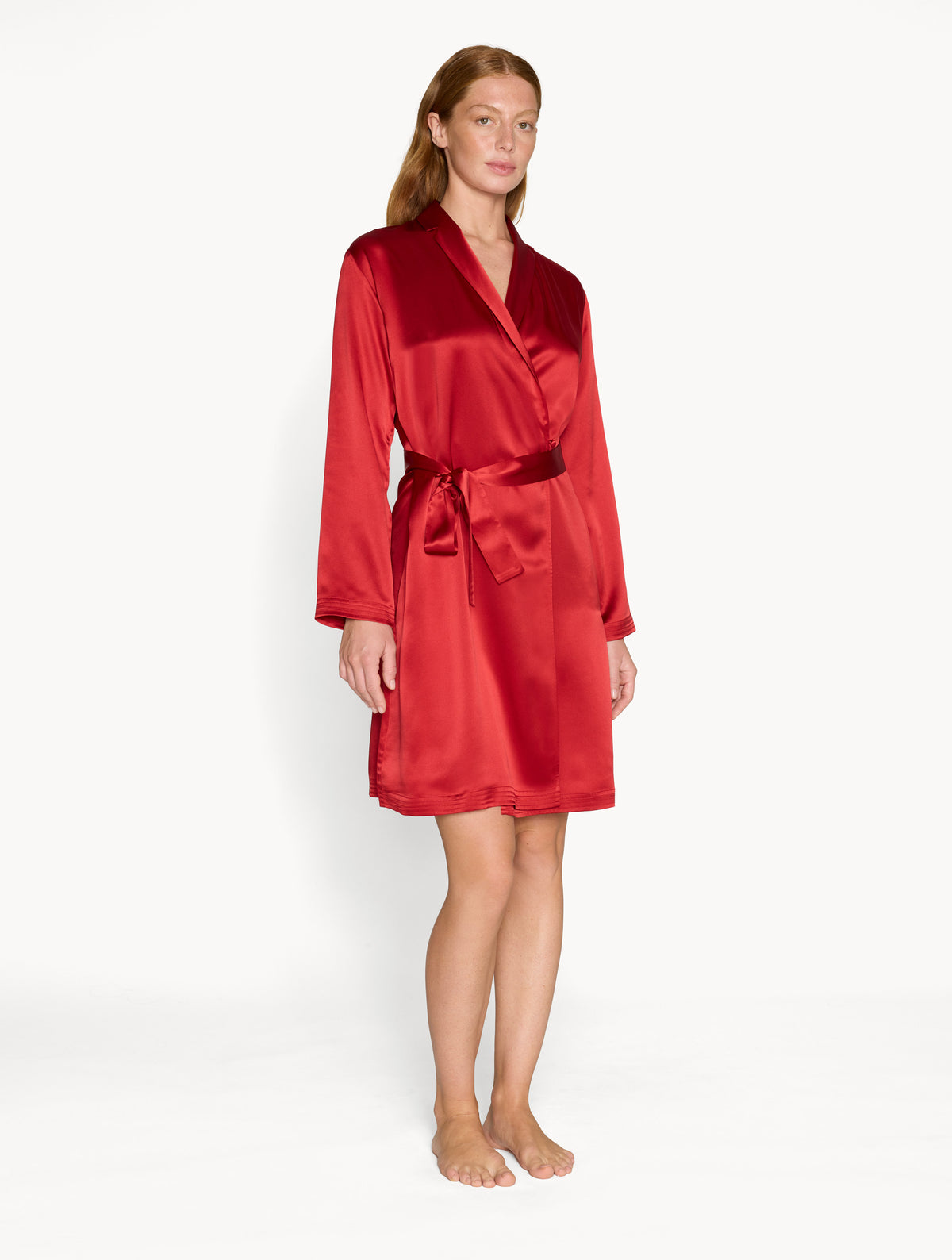 Short Robe The Essential Silk