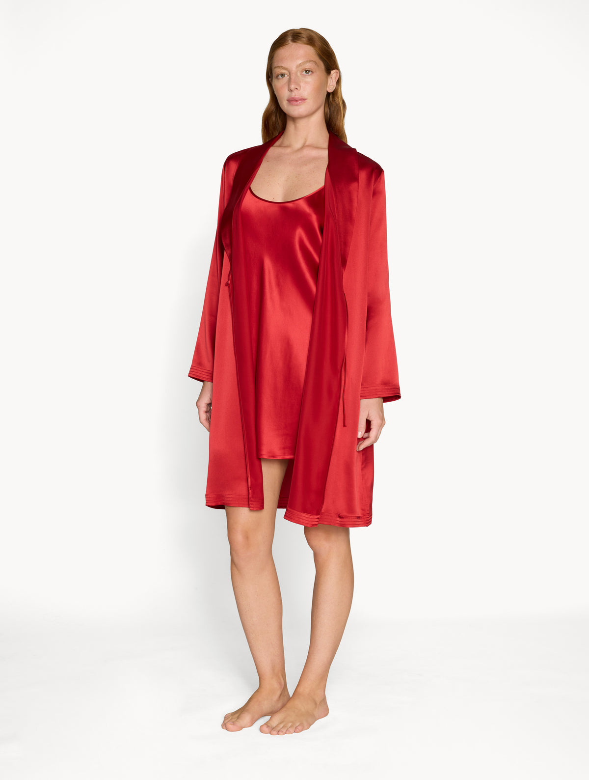 Short Robe The Essential Silk