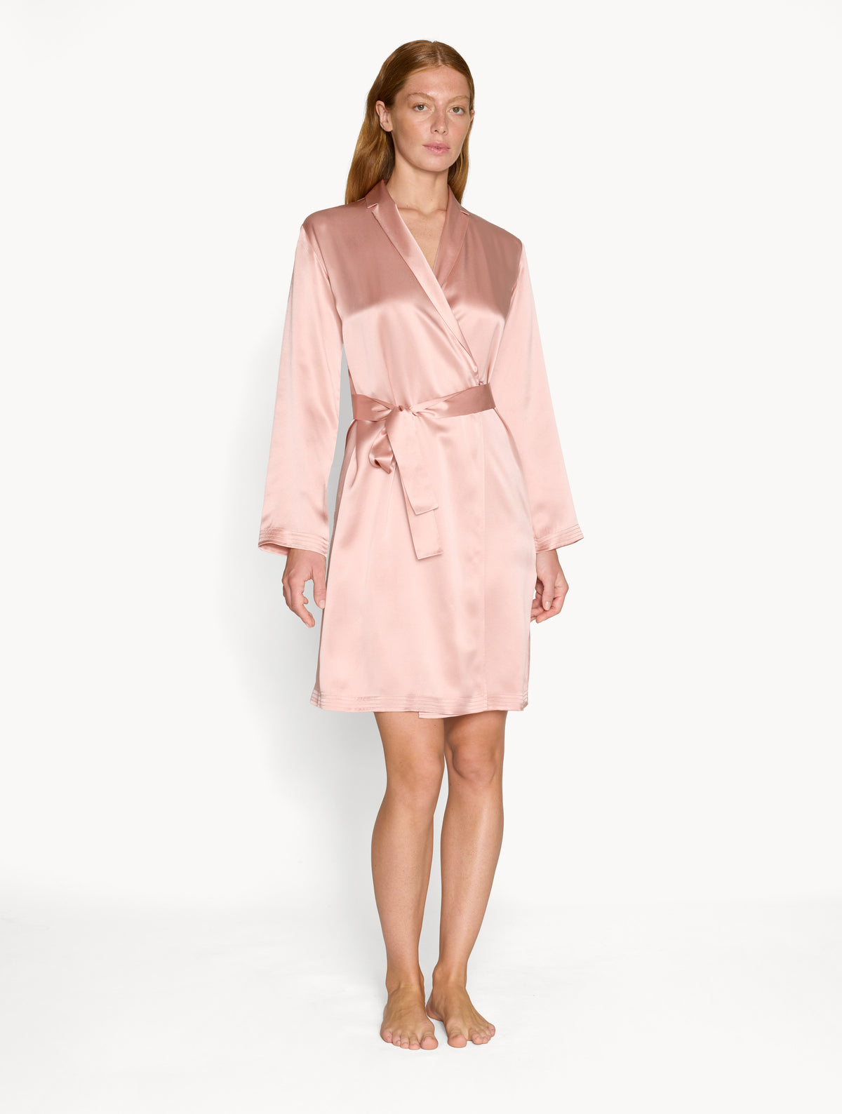 Short Robe The Essential Silk