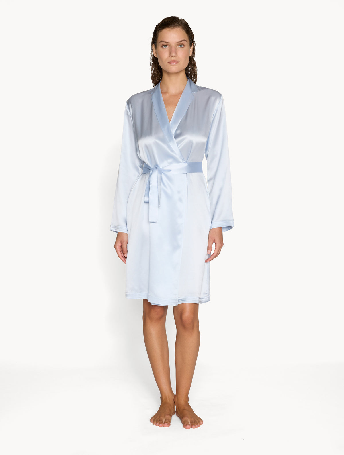Short Robe The Essential Silk