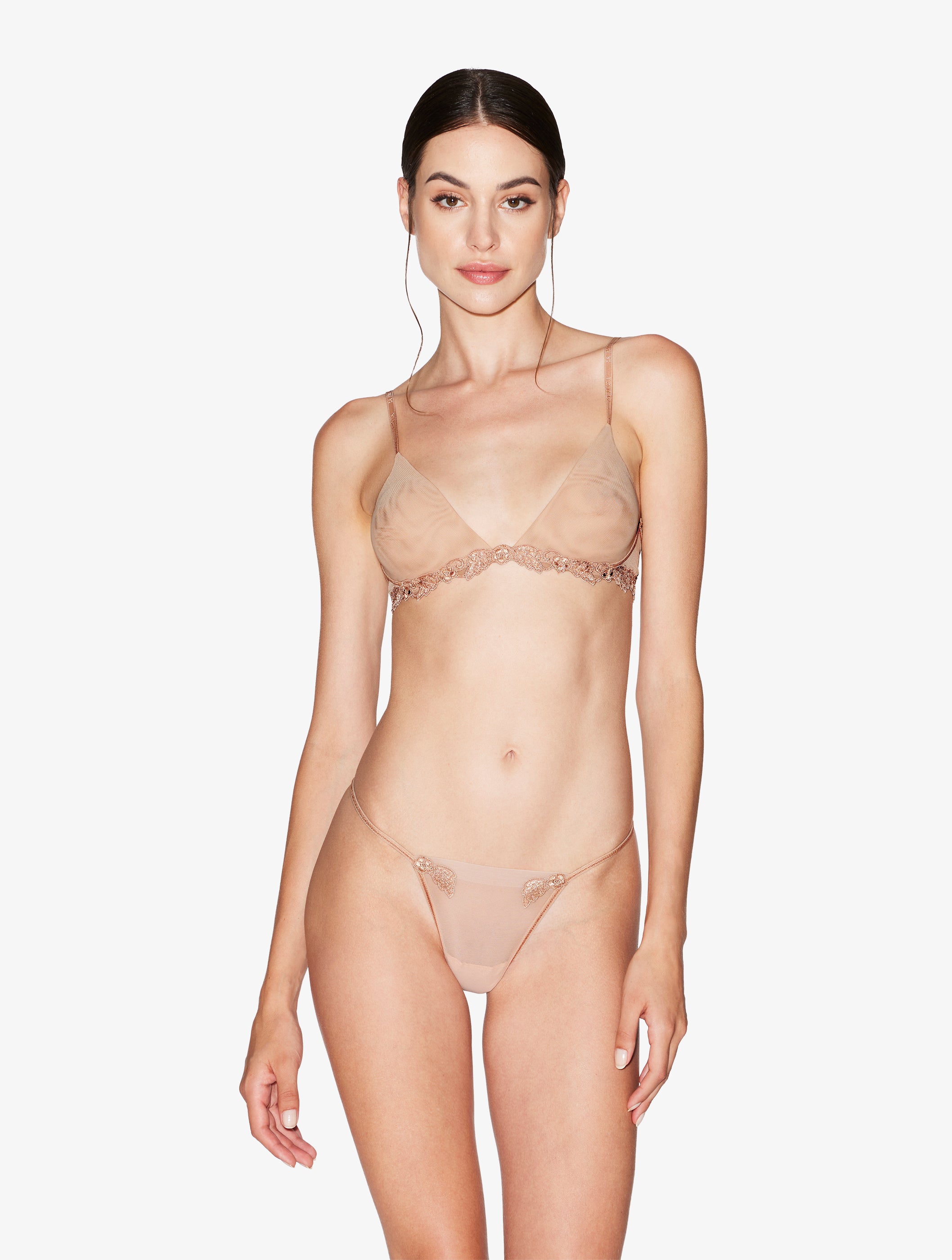 Maison Contouring Stringtanga aus sandfarbenem Stretch-Tüll