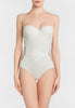 Shape Allure Body bianco con raffinati dettagli in pizzo Chantilly