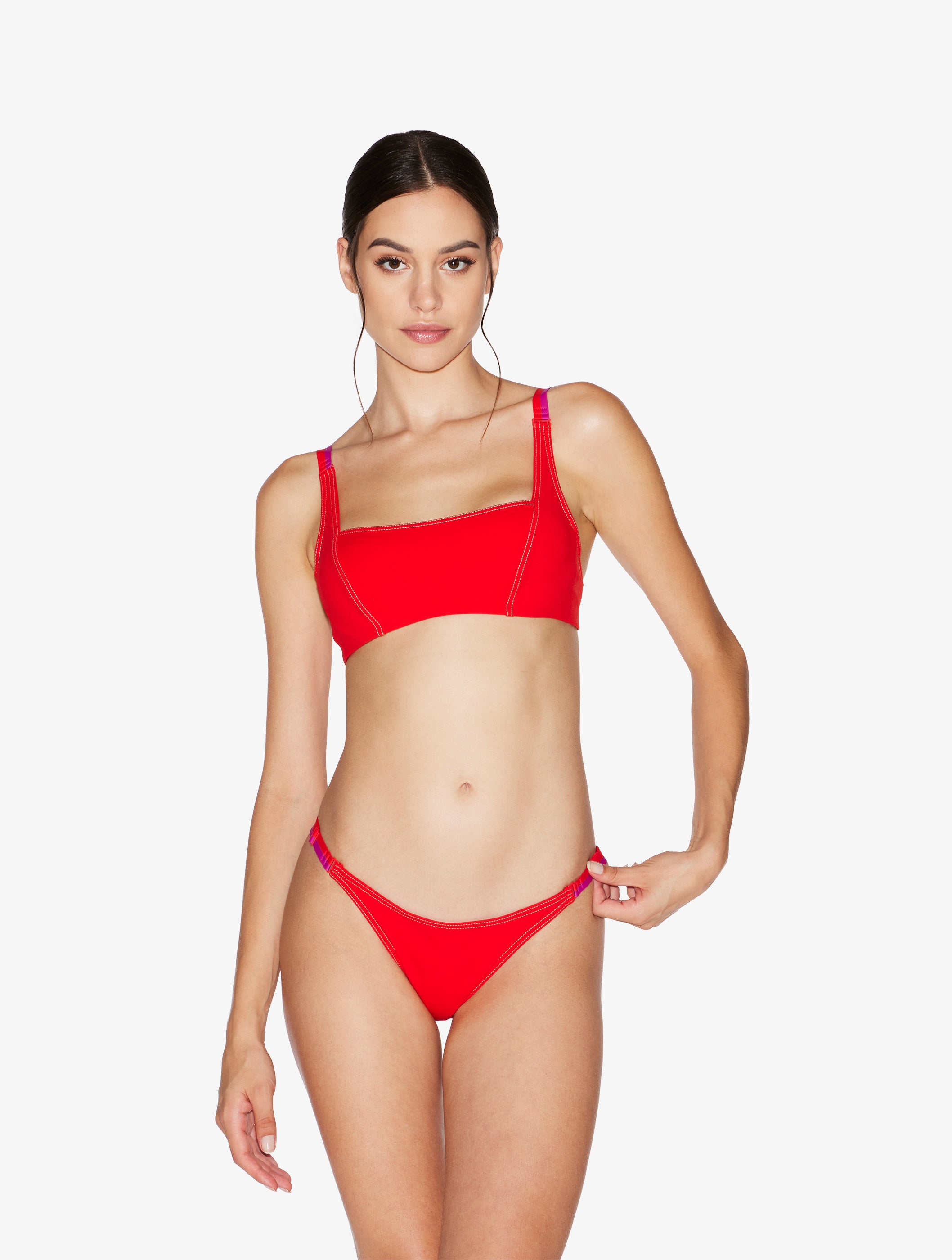 Braga de bikini brasileña en rojo When Summer Comes