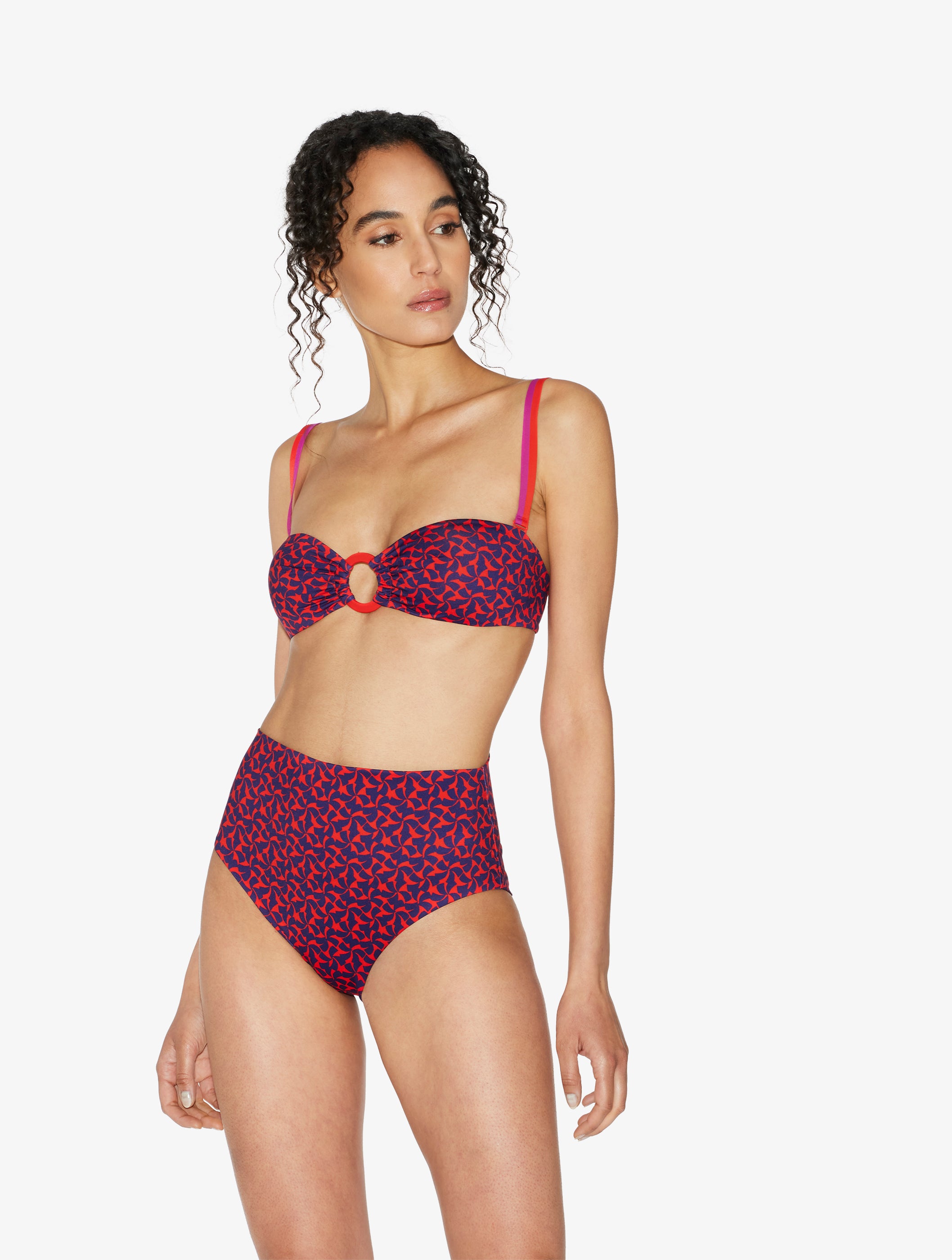 Summer Winds Slip a Vita Alta in Rosso e Blu