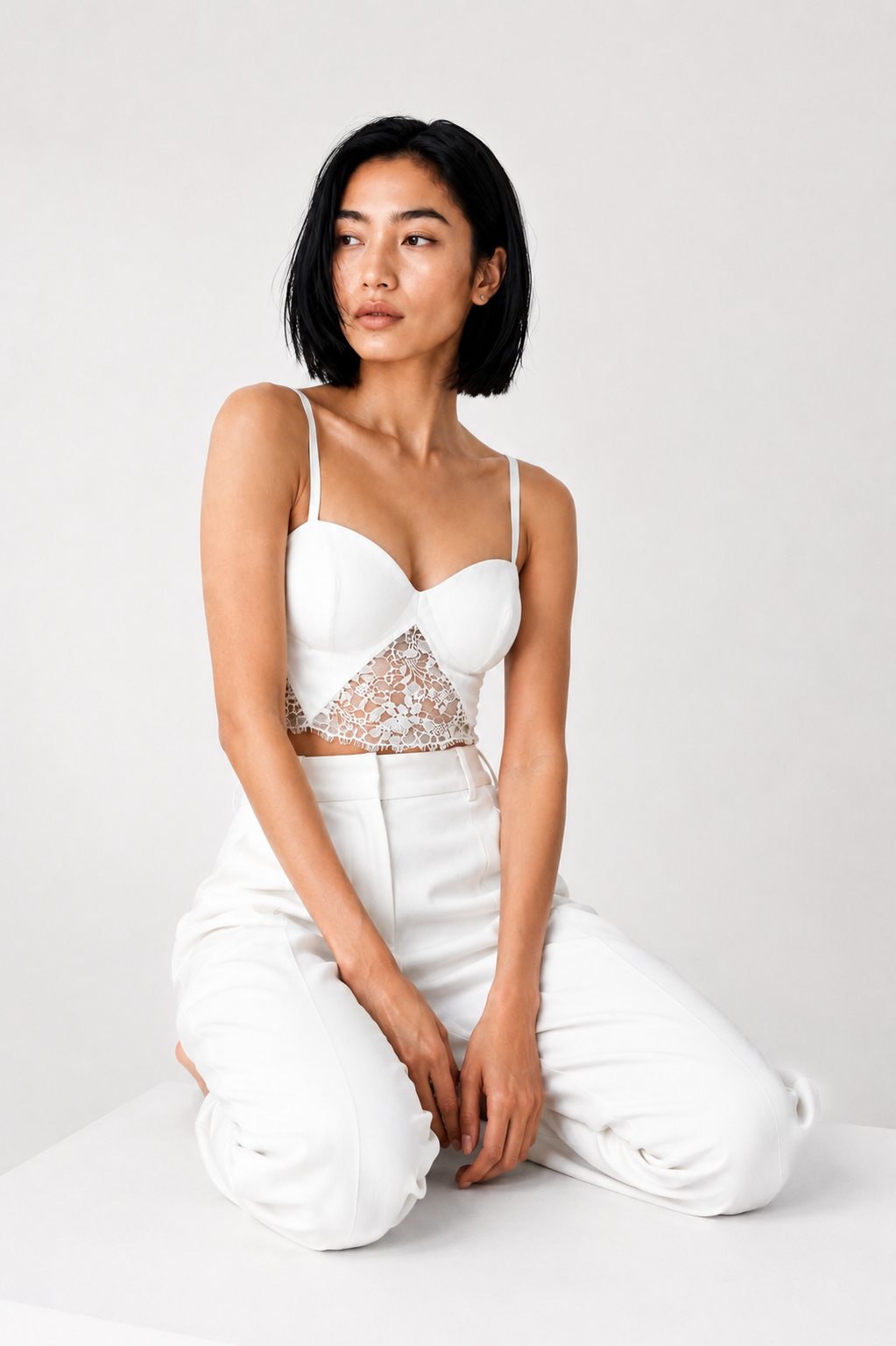 Shape Allure Reggiseno senza spalline in Lycra bianca con pizzo Chantilly